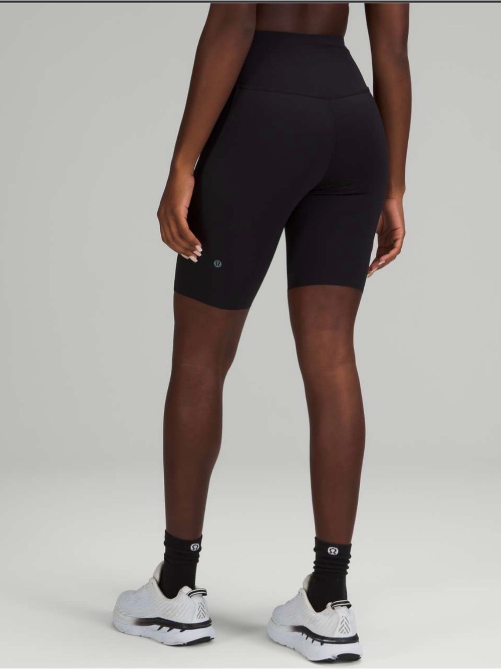 Lululemon Base Pace High-Rise Short 8"
Black Size 6 NWOT